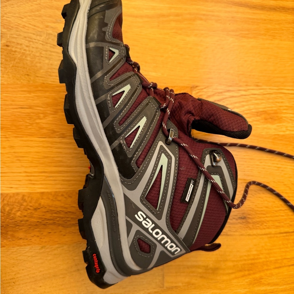 Salomon Women’s Boots Athletic Shoes - Burgundy and Black - Picture 7 of 8